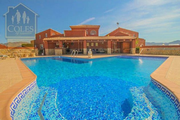 Foto 2 de Chalet en venta en Gallardos (Los) de 7 habitaciones con terraza y piscina