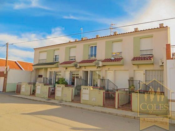 Foto 1 de Casa adossada en venda a La Hoya-Almendricos-Purias de 2 habitacions amb terrassa i piscina