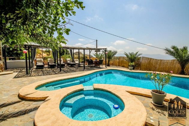 Foto 1 de Casa rural en venta en Bédar de 5 habitaciones con terraza y piscina