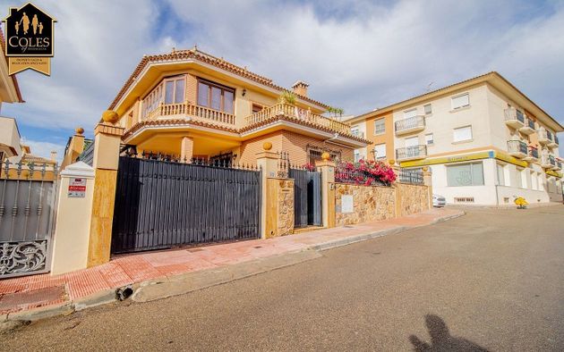 Foto 1 de Xalet en venda a Huércal-Overa de 6 habitacions amb terrassa i garatge