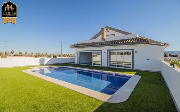 Foto 2 de Xalet en venda a La Hoya-Almendricos-Purias de 4 habitacions amb terrassa i piscina