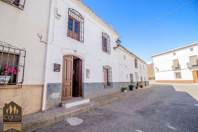 Foto 1 de Casa en venta en Chirivel de 4 habitaciones con terraza y garaje