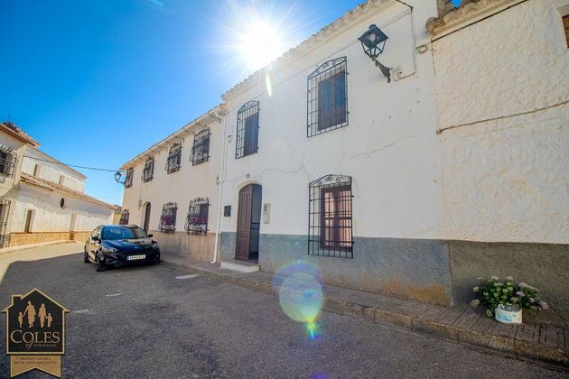 Foto 2 de Casa en venta en Chirivel de 4 habitaciones con terraza y garaje