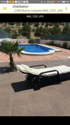 Foto 2 de Xalet en venda a calle Vega Molinero de 4 habitacions amb terrassa i piscina