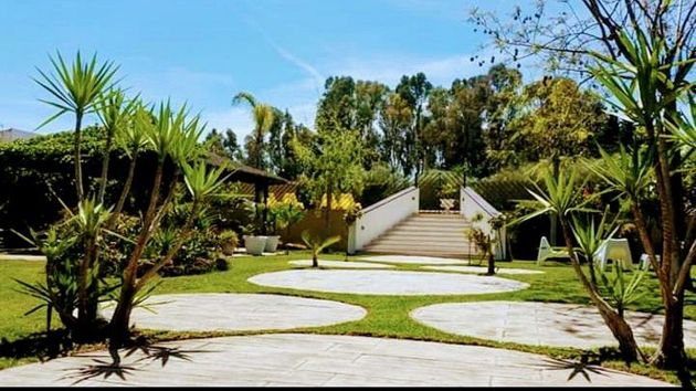 Foto 2 de Xalet en lloguer a Ctra Sanlúcar-Zona Cuatro Pinos de 5 habitacions amb piscina i jardí