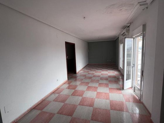 Foto 2 de Venta de piso en Bujalance de 4 habitaciones con terraza
