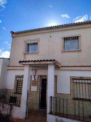 Foto 1 de Casa en venda a El Higuerón de 4 habitacions amb terrassa