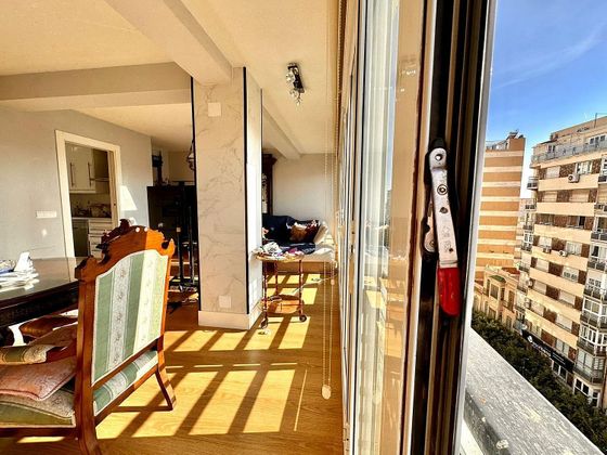 Foto 2 de Pis en venda a Centro - Almería de 3 habitacions amb piscina i aire acondicionat
