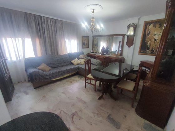 Foto 2 de Casa en venda a Casco Histórico  - Ribera - San Basilio de 5 habitacions amb balcó i aire acondicionat