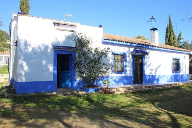 Foto 1 de Casa rural en venta en Almodóvar del Río de 4 habitaciones con terraza y piscina