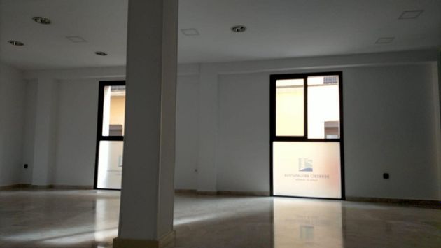 Foto 1 de Alquiler de oficina en Centro - Jerez de la Frontera con aire acondicionado y ascensor