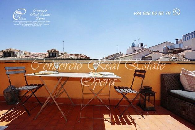 Foto 2 de Ático en venta en Sol de 1 habitación con terraza y aire acondicionado