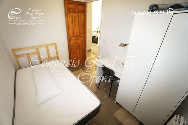 Foto 2 de Alquiler de piso en Ibiza de 2 habitaciones con muebles y calefacción