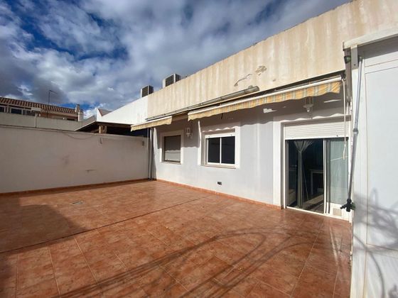 Foto 2 de Xalet en venda a Polígono Santa Ana de 3 habitacions amb terrassa i garatge