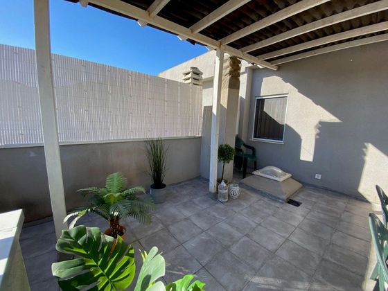 Foto 1 de Casa en venda a Barrio de la Concepción de 3 habitacions amb terrassa i garatge