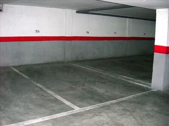 Foto 1 de Garatge en lloguer a calle Pérez Galdós de 10 m²