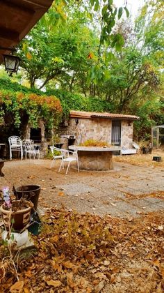 Foto 1 de Casa rural en venta en Miraflores de la Sierra de 2 habitaciones con piscina y jardín