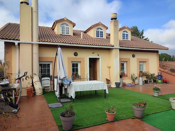 Foto 1 de Xalet en venda a Soto del Real de 3 habitacions amb terrassa i jardí