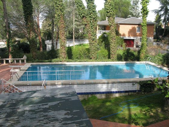 Foto 2 de Xalet en venda a Soto de Viñuelas de 7 habitacions amb terrassa i piscina