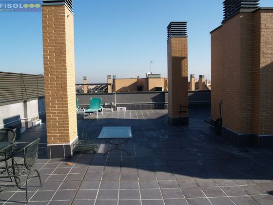 Foto 2 de Venta de ático en Valdemarín de 4 habitaciones con terraza y piscina