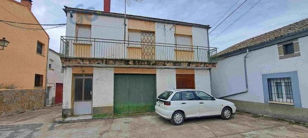 Foto 2 de Casa rural en venda a Aldehuela (La) de 4 habitacions i 275 m²