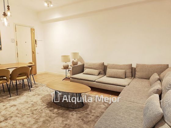 Foto 1 de Piso en alquiler en calle De Antonio Arias de 3 habitaciones con muebles y calefacción