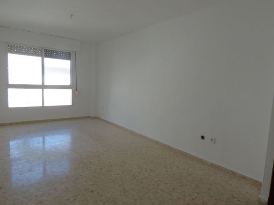 Foto 1 de Venta de piso en San José - Varela de 4 habitaciones con garaje y aire acondicionado