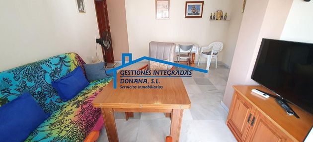 Foto 2 de Pis en lloguer a Centro-Calzada-Cabo Noval de 2 habitacions amb terrassa i mobles