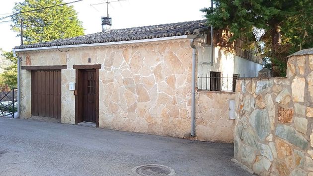 Foto 2 de Casa en venda a Armuña de Tajuña de 3 habitacions amb terrassa i garatge