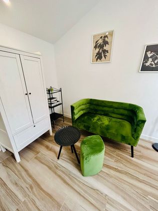 Foto 2 de Piso en alquiler en calle De Ciudad Rodrigo de 1 habitación con terraza y muebles