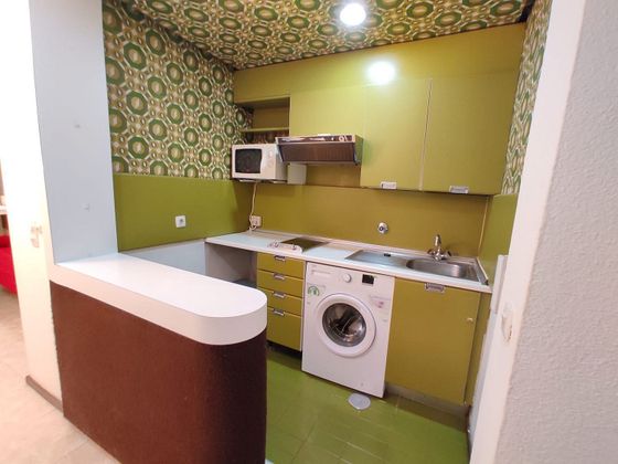 Foto 2 de Piso en venta en Gaztambide de 1 habitación con garaje y muebles