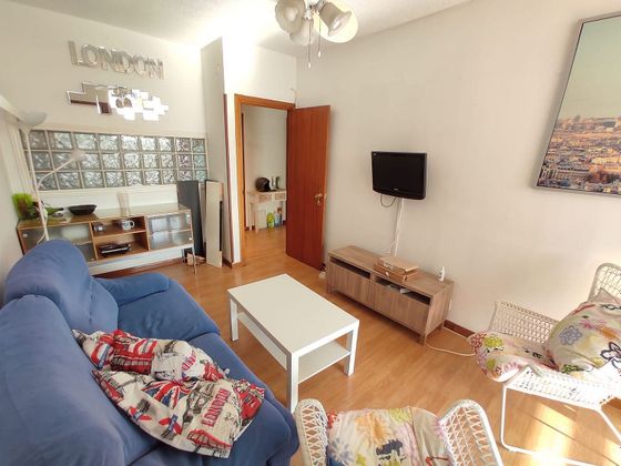 Foto 1 de Pis en lloguer a Cuatro Caminos de 2 habitacions amb terrassa i mobles