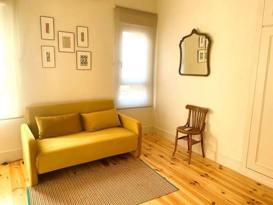 Foto 2 de Ático en alquiler en calle De Génova de 4 habitaciones con terraza y aire acondicionado