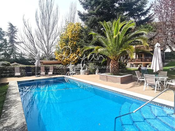 Foto 1 de Xalet en venda a Soto del Real de 4 habitacions amb terrassa i piscina