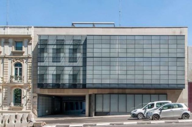Foto 1 de Alquiler de oficina en calle De María de Molina con terraza y aire acondicionado