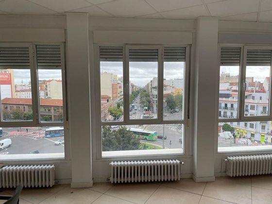Foto 2 de Alquiler de oficina en Bellas Vistas con aire acondicionado
