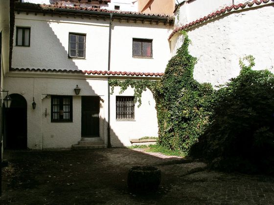 Foto 2 de Casa en venta en Torrelaguna de 7 habitaciones con terraza y jardín