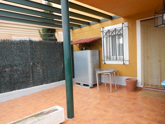 Foto 2 de Casa adosada en venta en Uceda de 3 habitaciones con calefacción