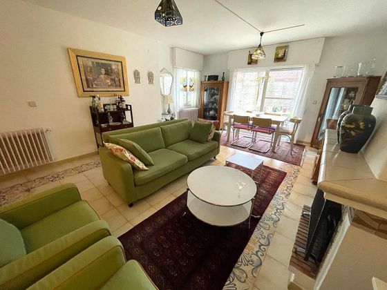 Foto 2 de Casa adossada en venda a La Navata de 5 habitacions amb terrassa i piscina