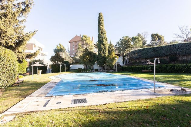 Foto 1 de Dúplex en venda a El Soto de la Moraleja de 3 habitacions amb terrassa i piscina