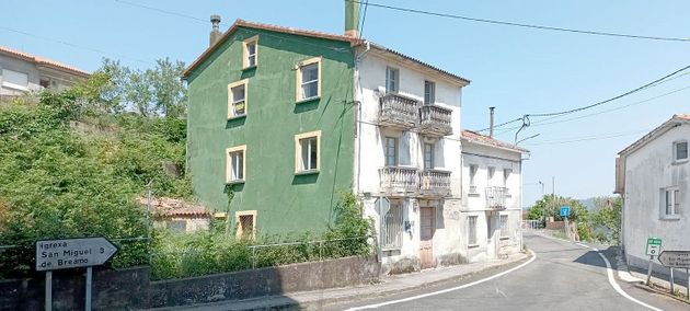Foto 1 de Casa adossada en venda a Pontedeume de 3 habitacions amb jardí