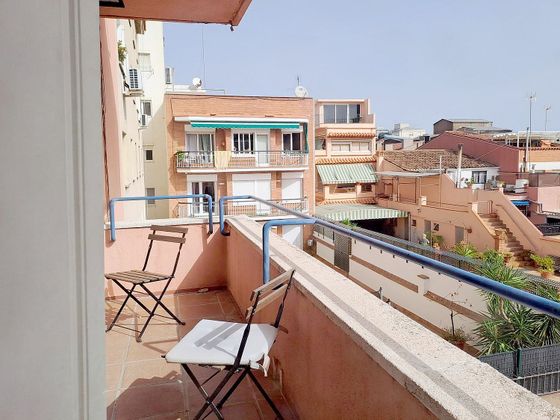 Foto 1 de Pis en venda a Eixample - Sant Oleguer de 3 habitacions amb balcó i ascensor