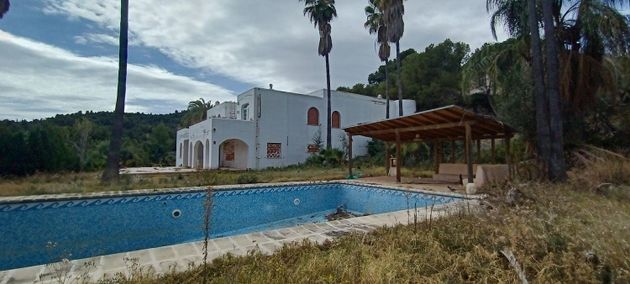 Foto 1 de Casa en venda a Vall d´Uixó (la) de 5 habitacions amb terrassa i piscina