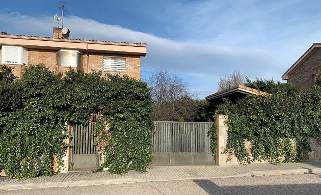 Foto 1 de Casa en venda a Colmenarejo de 3 habitacions amb terrassa i piscina
