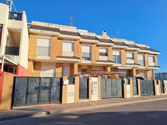 Foto 1 de Casa en venda a Canet d´En Berenguer de 3 habitacions amb terrassa i balcó