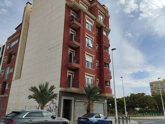 Foto 1 de Piso en venta en Carrús Oest - El Toscar de 3 habitaciones con terraza y ascensor