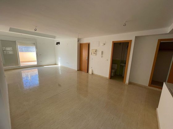 Foto 2 de Àtic en venda a calle De Mestral de 2 habitacions amb terrassa i garatge