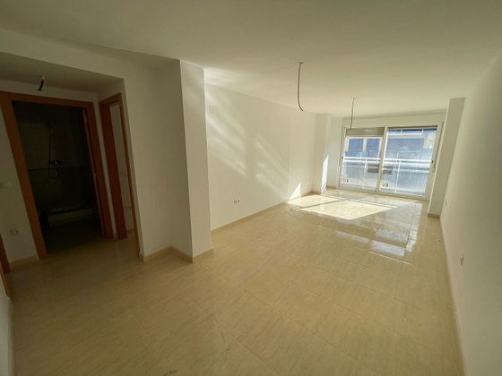 Foto 1 de Pis en venda a calle De Mestral de 2 habitacions amb garatge i balcó