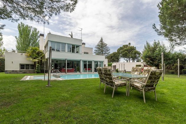 Foto 2 de Xalet en venda a La Moraleja distrito de 8 habitacions amb terrassa i piscina