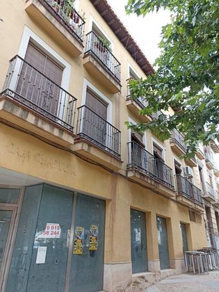 Foto 2 de Piso en venta en Guadix de 2 habitaciones con balcón y aire acondicionado